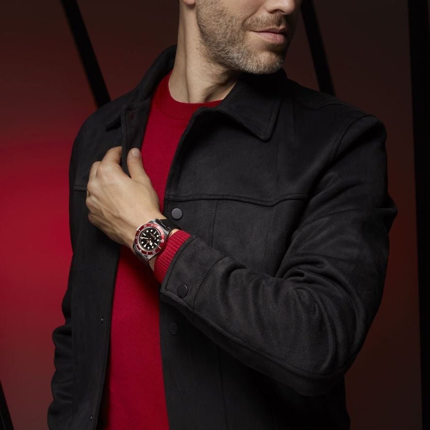 TUDOR Black Bay Burgundy Rubber Black 41mm Gents Automatic AMJ