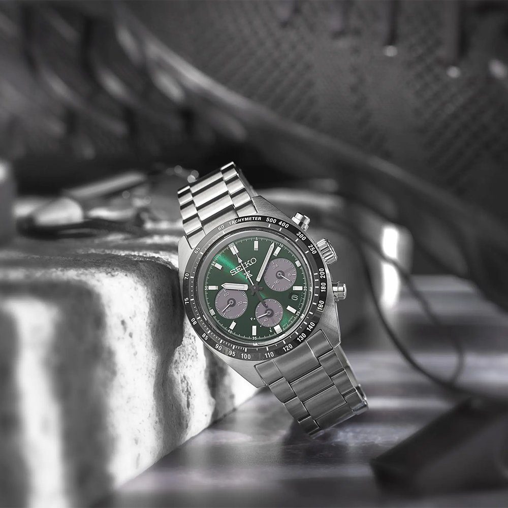 セイコー PROSPEX SPEEDTIMER Authentic Green Seiko Prospex 'Deep Green' Speedtimer Solar Chronograph | AMJ Watches