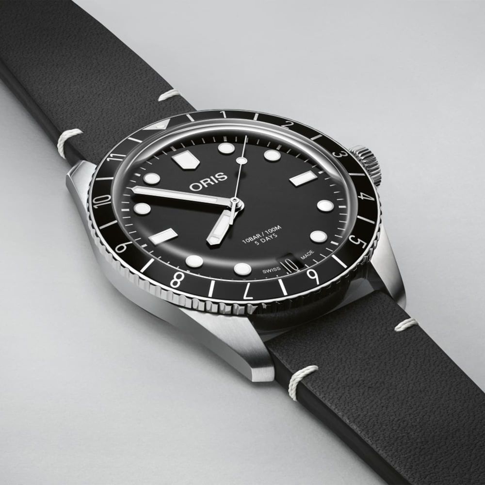 Oris Divers Sixty Five 12H Calibre 400 40mm AMJ Watches